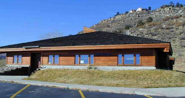 FOR LEASE: 3848 sq ft Office Building - 910 Elkton, Colorado Springs