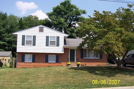Beautiful Tri-Level Home