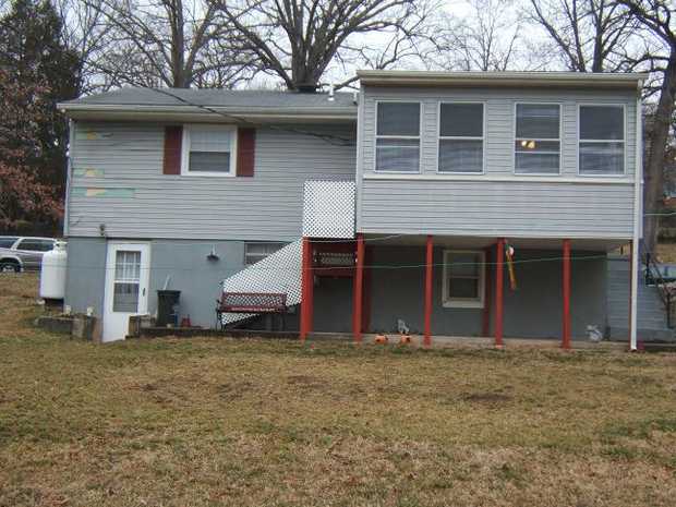 1 & 1/2 Story