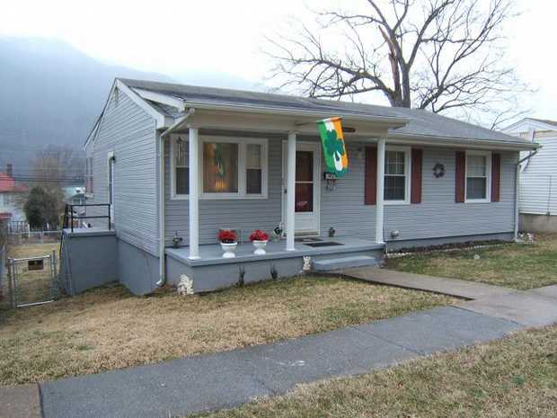 1 & 1/2 Story